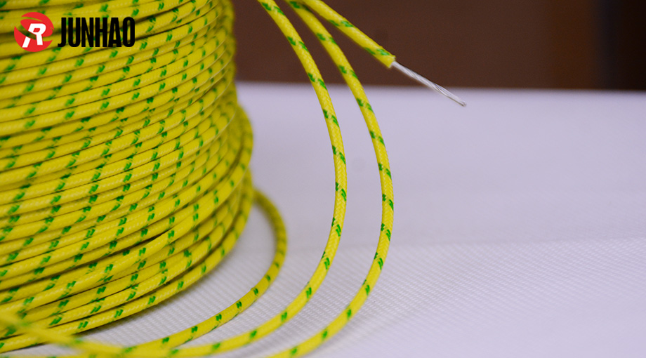 1-1Q022104649318 UL3122 16AWG silicone braided wire