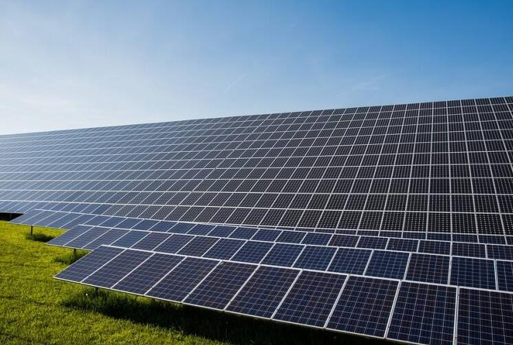 中国光伏工业生长现状与未来展望